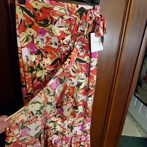 Gifted! Not available, Fulll length faux wrap around skirt - Picture 2 of 6